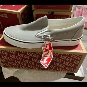 NEW VANS slip on